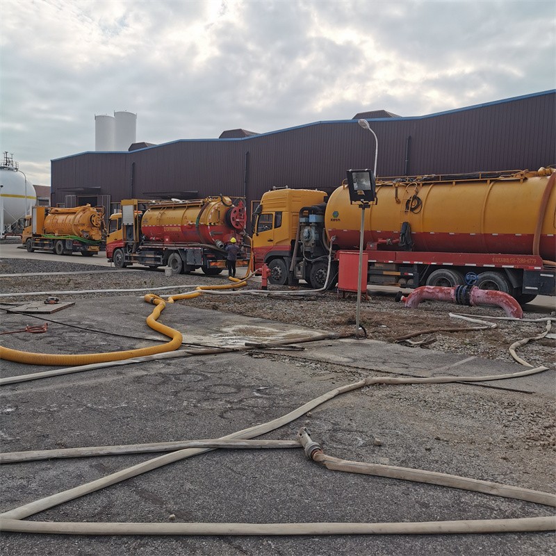 大通污水池清理